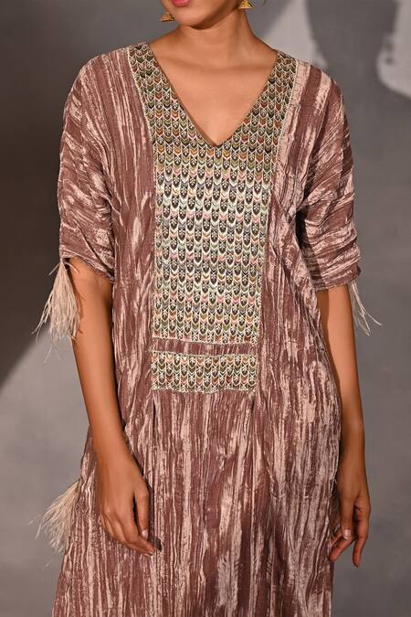 Buy_Jyoti Sachdev Iyer_Pink Silk, Velvet Embroidery, Feathers Split V-neck Crushed Side Slit Kaftan _Online_at_Aza_Fashions