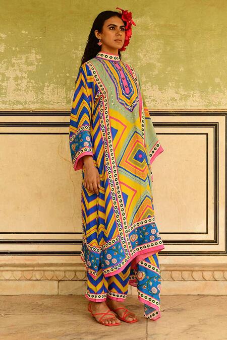 Swati Vijaivargie_Multi Color Silk Embroidery Mandarin Collar Jumki Kurta And Pant Set _Online_at_Aza_Fashions