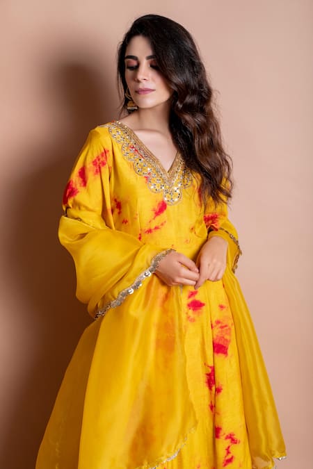 Kesar Studio_Yellow Organza Mirrors V-neck Embroidered Anarkali With Dupatta _Online_at_Aza_Fashions