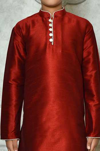 Petite Pomme_Red Silk Solid Mandarin Collar Kurta _at_Aza_Fashions