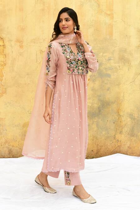 Buy_Label Niti Bothra_Pink Silk Embroidery Scoop Neck Floral Applique Kurta With Pant _Online_at_Aza_Fashions