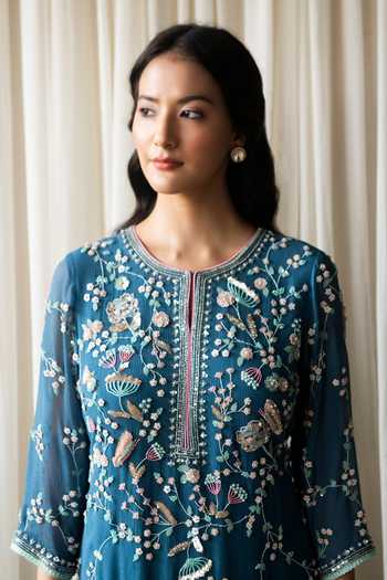 Summer By Priyanka Gupta Blue Chiffon Floral Round Persian Hand Embroidered Straight Kurta Set Online at Aza Fashions Summer By Priyanka Gupta_Blue Chiffon Floral Round Persian Hand Embroidered Straight Kurta Set_Online_at_Aza_Fashions
