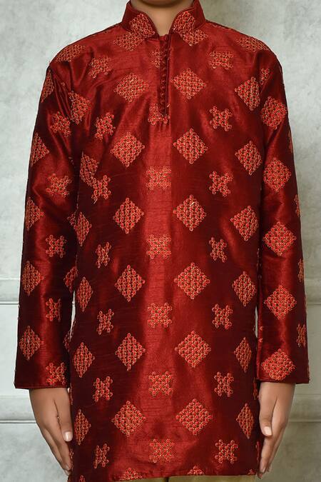 Petite Pomme_Red Cotton Embroidery Diamond Kurta _Online_at_Aza_Fashions