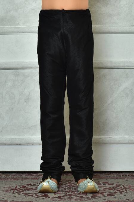 Petite Pomme_Blue Silk Embroidery Paisley And Leaf Pattern Kurta Set _Online_at_Aza_Fashions