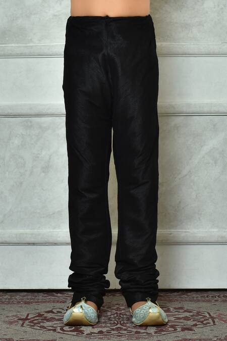 Petite Pomme_Wine Silk Embroidery Paisley And Leaf Kurta Set _Online_at_Aza_Fashions