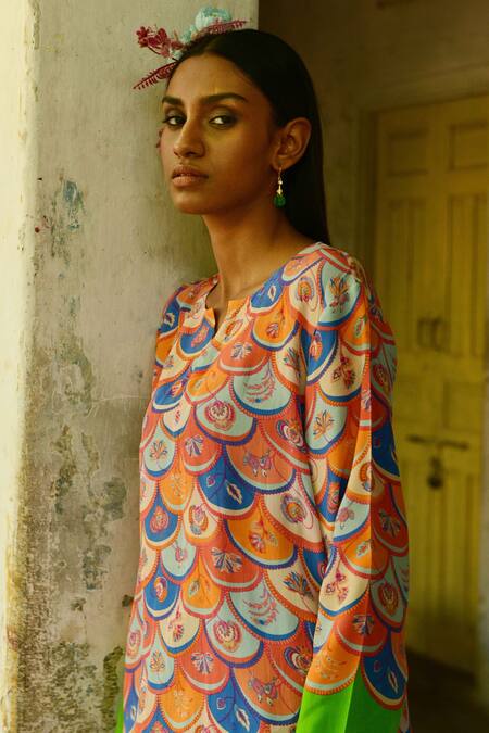 Shop_Swati Vijaivargie_Multi Color Silk Scallop Pattern Round Notched Rajnigandha Tunic _Online_at_Aza_Fashions