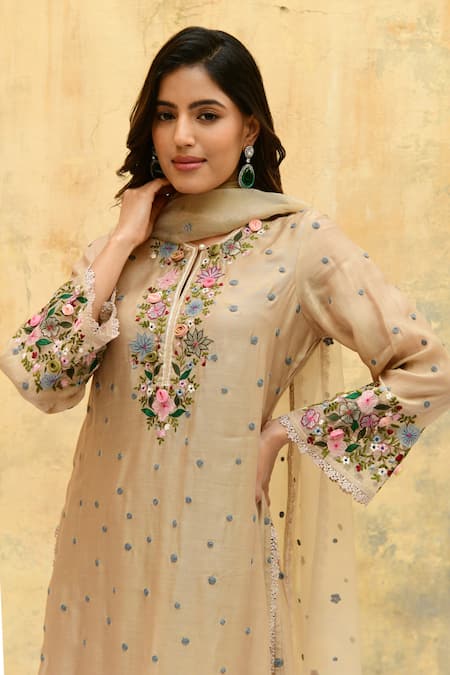 Shop_Label Niti Bothra_Ivory Silk, Bamboo Embroidery, Lace Round Neck Flower And Rosette Kurta Set _Online_at_Aza_Fashions