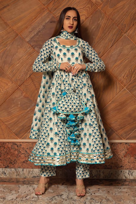 Shop_Pomcha Jaipur_White Cotton Floral, Gota Round Paisley Printed Anarkali Set _Online_at_Aza_Fashions