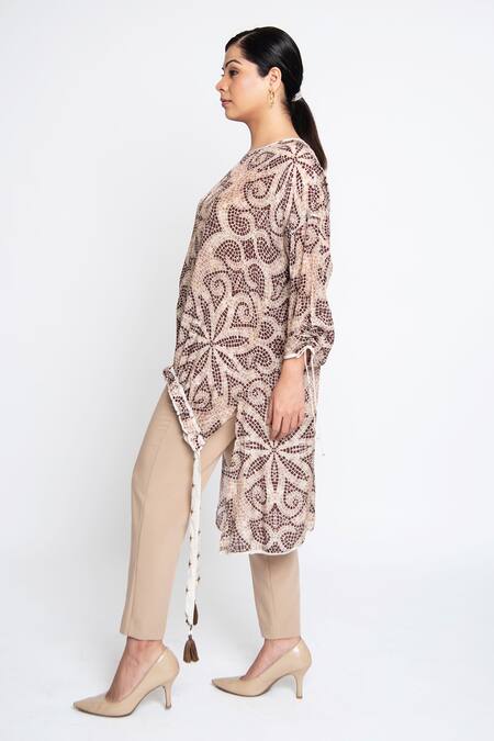 Anmol Kakad Beige Crepe Embroidery Round Neck Mosaic Pattern Asymmetric Top Online at Aza Fashions Anmol Kakad_Beige Crepe Embroidery Round Neck Mosaic Pattern Asymmetric Top_Online_at_Aza_Fashions