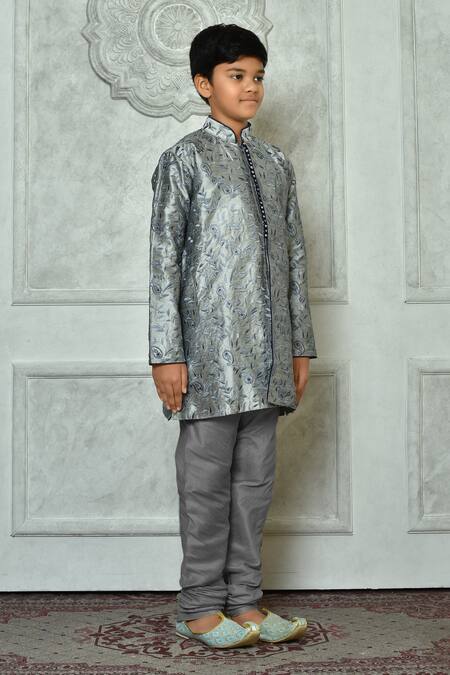 Petite Pomme Grey Silk Embroidery Leaf And Paisley Pattern Full Sleeve Kurta at Aza Fashions Petite Pomme_Grey Silk Embroidery Leaf And Paisley Pattern Full Sleeve Kurta _at_Aza_Fashions