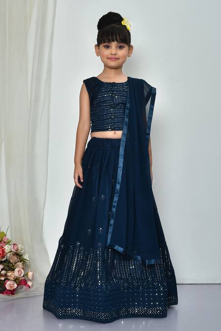 Shop_Petite Pomme_Green Georgette Sequins Threadwork Embellished Lehenga Set_Online_at_Aza_Fashions