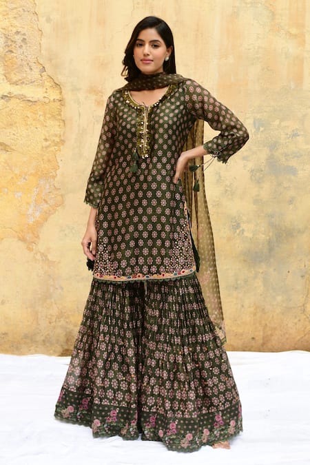 Buy_Label Niti Bothra_Green Silk, Organza Embroidery, Tassels Chandrakala Pattern Kurta Sharara Set _Online_at_Aza_Fashions