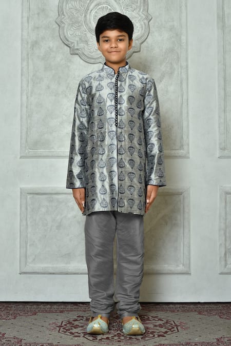 Shop Petite Pomme Grey Silk Embroidery Leaf Pattern Kurta And Churidar Set Online at Aza Fashions Shop_Petite Pomme_Grey Silk Embroidery Leaf Pattern Kurta And Churidar Set _Online_at_Aza_Fashions