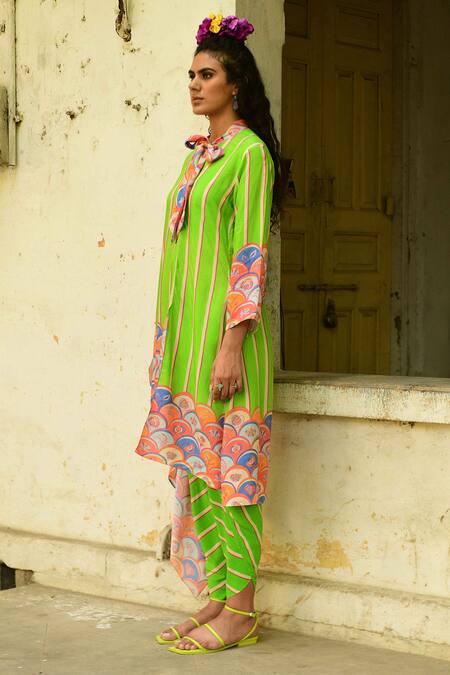 Shop Swati Vijaivargie Green Silk Striped Pattern Round Khus Asymmetric Tunic Online at Aza Fashions Shop_Swati Vijaivargie_Green Silk Striped Pattern Round Khus Asymmetric Tunic _Online_at_Aza_Fashions