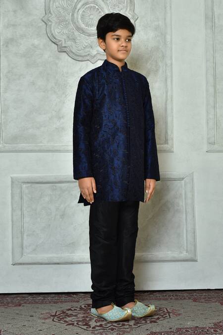 Petite Pomme_Blue Silk Embroidery Paisley And Leaf Pattern Kurta Set _at_Aza_Fashions