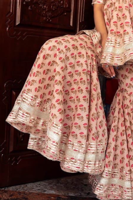 Buy Pomcha Jaipur Peach Dupatta Soft Net, Kurta And Sharara , Lining Printed Set Online at Aza Fashions Buy_Pomcha Jaipur_Peach Dupatta Soft Net, Kurta And Sharara , Lining Printed Set _Online_at_Aza_Fashions