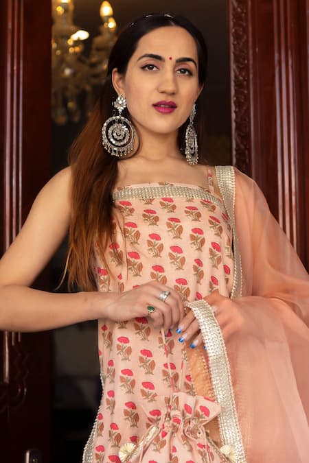 Buy Pomcha Jaipur Peach Dupatta Organza, Kurta And Pant , Lining Ojasvi Printed Set Online at Aza Fashions Buy_Pomcha Jaipur_Peach Dupatta Organza, Kurta And Pant , Lining Ojasvi Printed Set _Online_at_Aza_Fashions