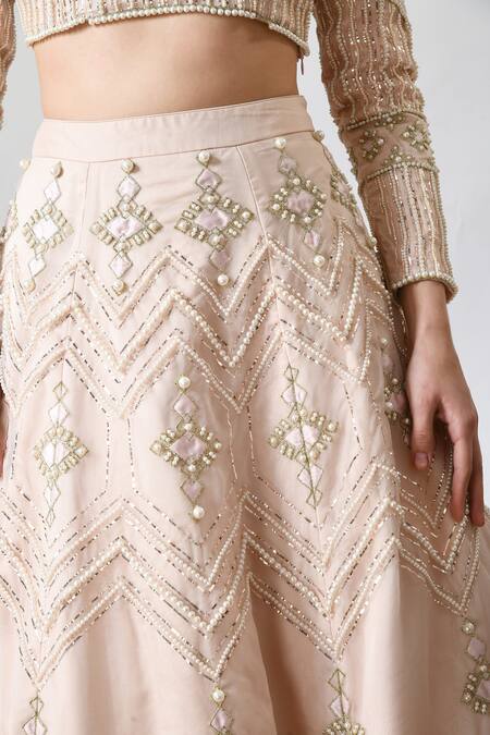 Salt And Spring_Pink Organza Pearls V-neck Embroidered Lehenga Set _at_Aza_Fashions