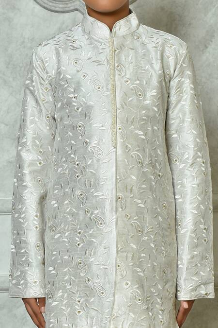 Petite Pomme Off White Silk Embroidery Botanic Kurta at Aza Fashions Petite Pomme_Off White Silk Embroidery Botanic Kurta _at_Aza_Fashions