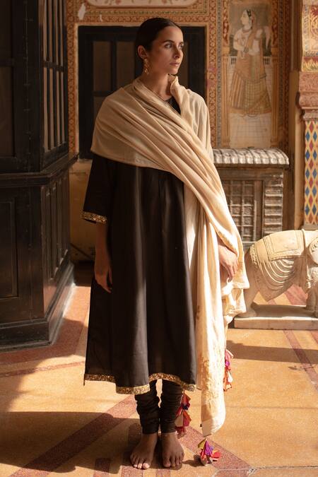 Priyanka Raajiv_Ivory Moonga Silk Floral Pattern And Multi Color Brocade Tassels Ganga Dupatta _at_Aza_Fashions