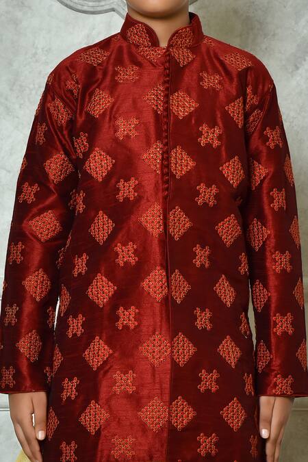 Buy Petite Pomme Red Silk Embroidery Floret Thread Work Kurta And Patiala Pant Set Online at Aza Fashions Buy_Petite Pomme_Red Silk Embroidery Floret Thread Work Kurta And Patiala Pant Set _Online_at_Aza_Fashions