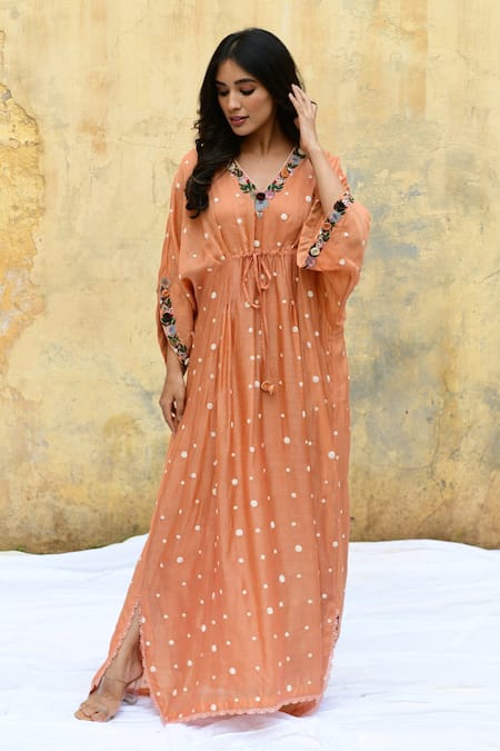 Label Niti Bothra_Peach Silk Embroidery V-neck 3d Rosette Motif Kaftan _at_Aza_Fashions