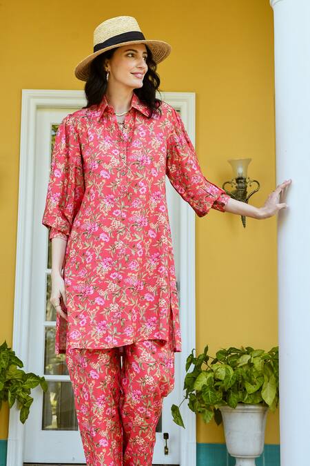 Shop_Karaj Jaipur_Red Muslin Floral Shirt Collar Pattern Tunic With Pant_Online_at_Aza_Fashions