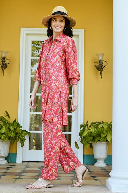 Karaj Jaipur_Red Muslin Floral Shirt Collar Pattern Tunic With Pant_at_Aza_Fashions