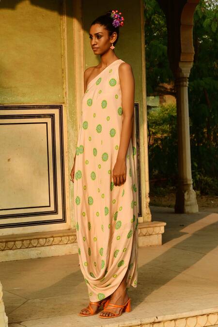 Swati Vijaivargie Ivory Silk Embroidery, Sequins One Shoulder Dress Online at Aza Fashions Swati Vijaivargie_Ivory Silk Embroidery, Sequins One Shoulder Dress _Online_at_Aza_Fashions