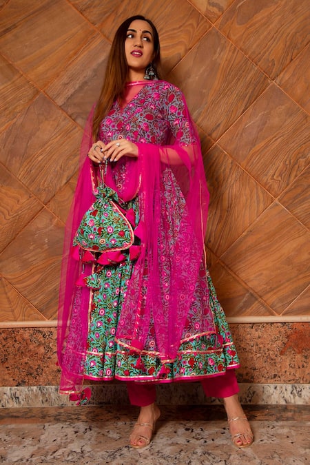 Pomcha Jaipur_Green Anarkali And Pant Cotton, Dupatta Organza Surangi Half Sleeve Printed Set _Online_at_Aza_Fashions