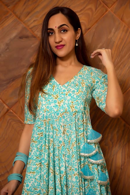 Buy_Pomcha Jaipur_Blue Anarkali And Pant Cotton, Dupatta Organza Floral V Neck Noor Printed Set _Online_at_Aza_Fashions