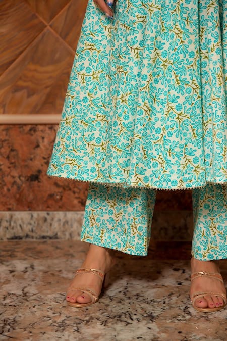 Shop_Pomcha Jaipur_Blue Anarkali And Pant Cotton, Dupatta Organza Floral V Neck Noor Printed Set _Online_at_Aza_Fashions