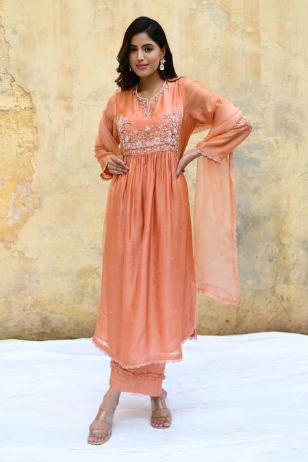 Label Niti Bothra Peach Pure And Handwoven Banarasi Silk With Bemberg Kurta & Palazzo Set
