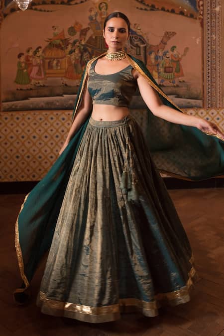Shop_Priyanka Raajiv_Green Chiffon, Chanderi Silk Tissue Round Pramsu Lehenga Set _Online_at_Aza_Fashions