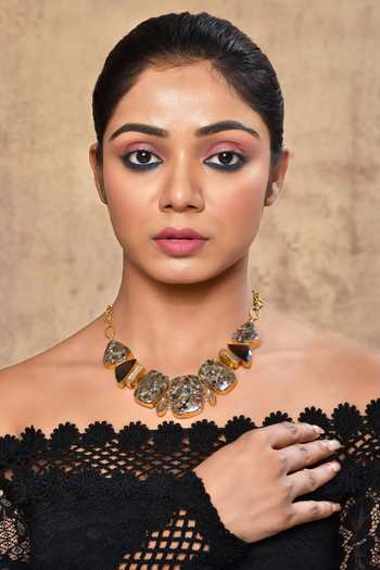 Buy_Kohar By Kanika_Black Natural Stone Semi Precious Embellished Necklace_Online_at_Aza_Fashions