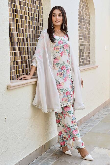 Palak & Mehak Off White Organza, Crepe Gota Patti, Aravali Garden Print Kurta Set With Cape Online at Aza Fashions Palak & Mehak_Off White Organza, Crepe Gota Patti, Aravali Garden Print Kurta Set With Cape _Online_at_Aza_Fashions