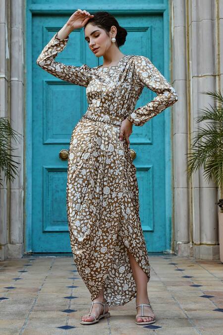 Karaj Jaipur_Brown Gabardine, Gingham Embroidery Floral Print Pre-draped Saree With Blouse _at_Aza_Fashions