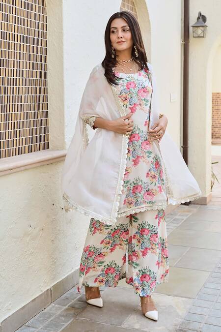 Buy Palak & Mehak Off White Organza, Crepe Gota Patti, Aravali Garden Print Kurta Set With Cape Online at Aza Fashions Buy_Palak & Mehak_Off White Organza, Crepe Gota Patti, Aravali Garden Print Kurta Set With Cape _Online_at_Aza_Fashions