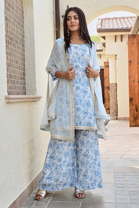 Palak & Mehak Ivory Crepe, Organza Gota Patti, Embroidery Printed Kurta Set With Sheer Cape Online at Aza Fashions Palak & Mehak_Ivory Crepe, Organza Gota Patti, Embroidery Printed Kurta Set With Sheer Cape _Online_at_Aza_Fashions