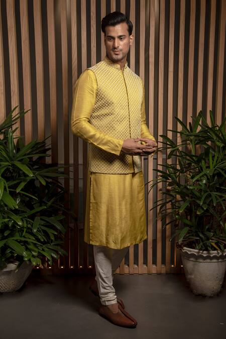 Buy_Darshika Menswear_Green Silk, Satin Pearls Checkered Embroidered Bundi Set _Online_at_Aza_Fashions
