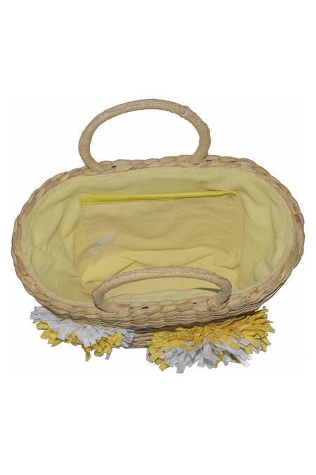 Shop_Ginn And Tonik_Beige Paper Raffia Flowers 3d Embellished Basket Woven Beach Bag_Online_at_Aza_Fashions
