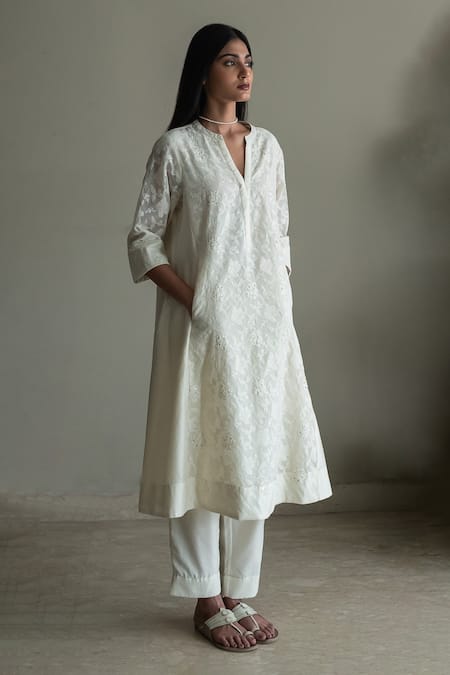 Shorshe Clothing Jaya Woven Kurta & Pant Set 