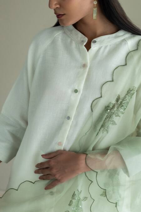 Shorshe Clothing_Ivory Handloom Cotton, Linen Mandarin Collar Handwoven Kurta And Pant Set_at_Aza_Fashions