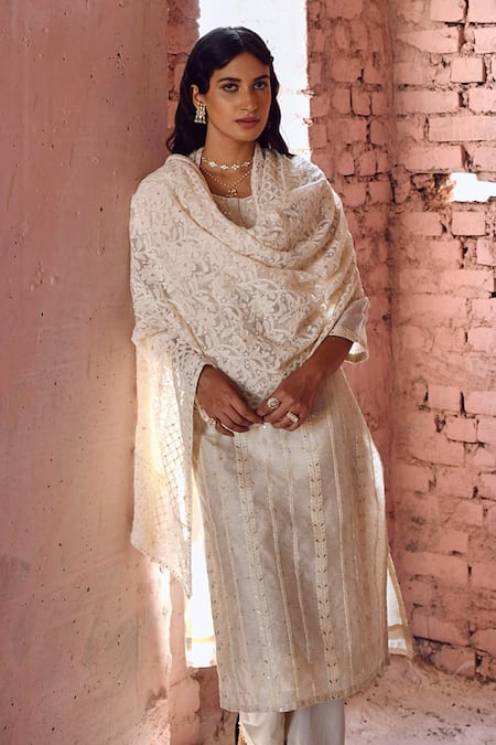 Karaj Jaipur Ivory Chanderi, Cotton, Chiffon Sequins, Embroidery Round Chikankari Kurta Set at Aza Fashions Karaj Jaipur_Ivory Chanderi, Cotton, Chiffon Sequins, Embroidery Round Chikankari Kurta Set _at_Aza_Fashions