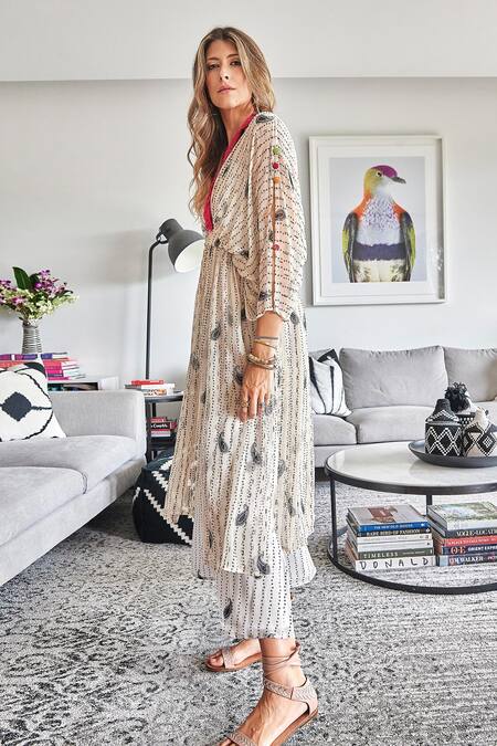 Style Junkiie_Black Chiffon V-neck Printed Cape Duster Dress _Online_at_Aza_Fashions