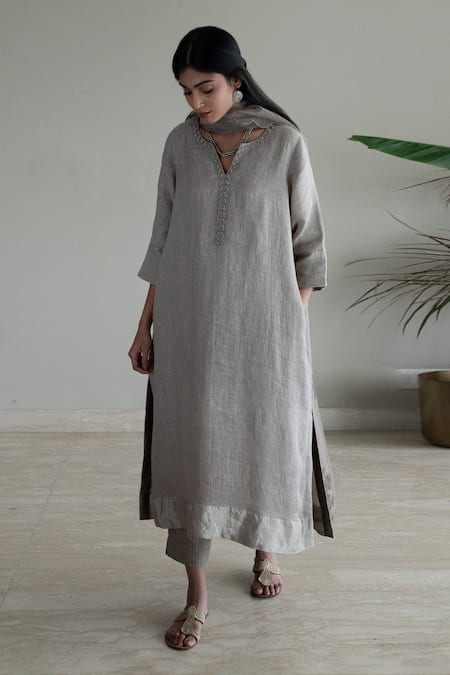 Shorshe Clothing Stripe Pattern Kurta & Pant Set 