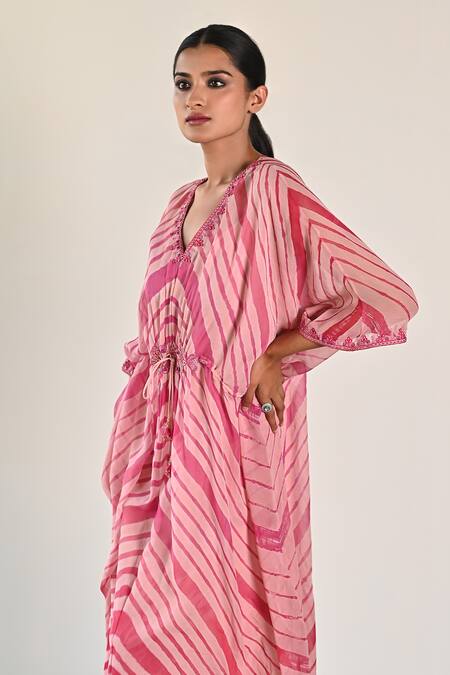 Shop_K-Anshika_Peach Georgette Wave Pattern And Embellished Beads Tunic V Neck Set _Online_at_Aza_Fashions