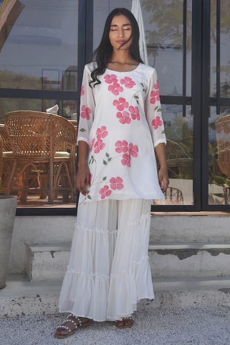 Meghstudio_White Georgette Pearls Round Neck Hand Painted Dogwood Flower Kurta Sharara Set _Online_at_Aza_Fashions