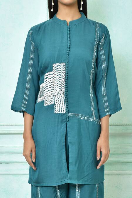 Shop_Samyukta Singhania_Green Muslin Sequins, Embroidery Mandarin Threadwork Short Kurta With Pant_Online_at_Aza_Fashions