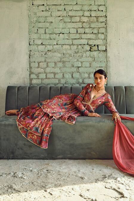 Buy_Karaj Jaipur_Maroon Muslin, Chiffon Lace, Tassels V-neck Botanical Print Flared Sharara Set